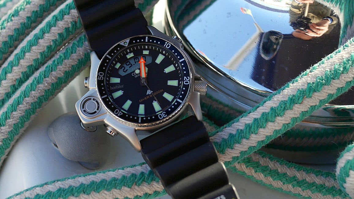 The Citizen hands-on JP2000-8E watch Promaster Aqualand